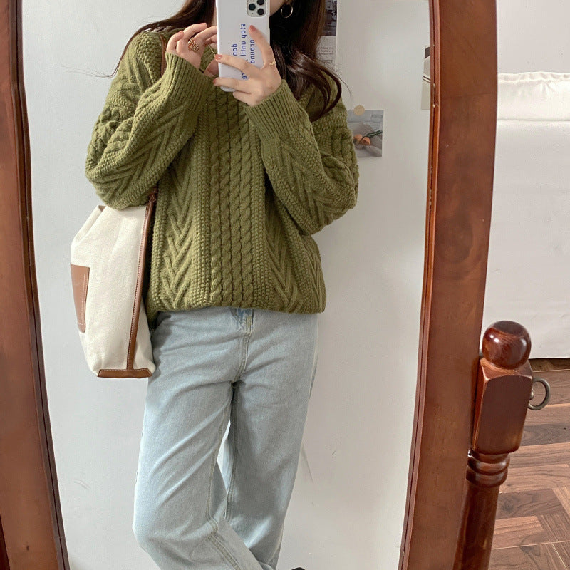 Women's Heavy Cable Knit Sweater